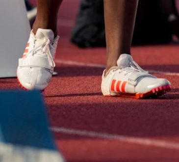 Top 10 Ways to Choose Running Shoes That Prevent Injuries